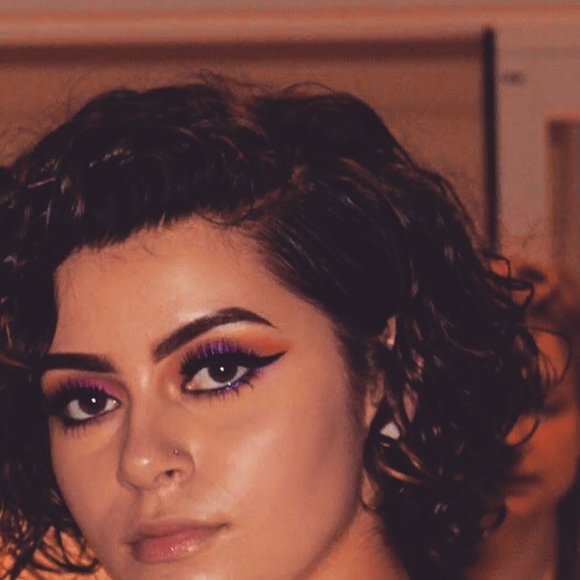 Meet your Posher, Haidi - Picture 1 of 1